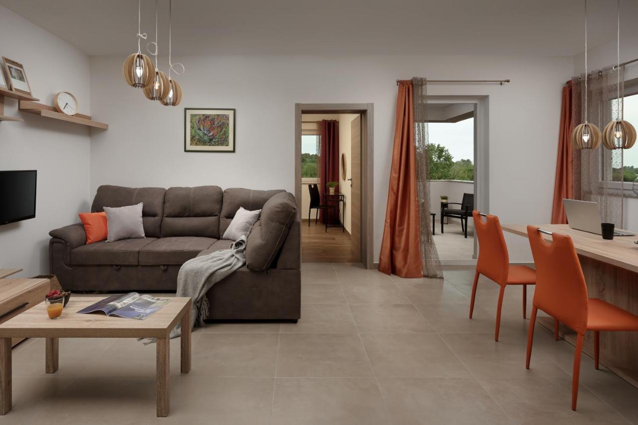 Aurora Apartment Ližnjan Екстериор снимка