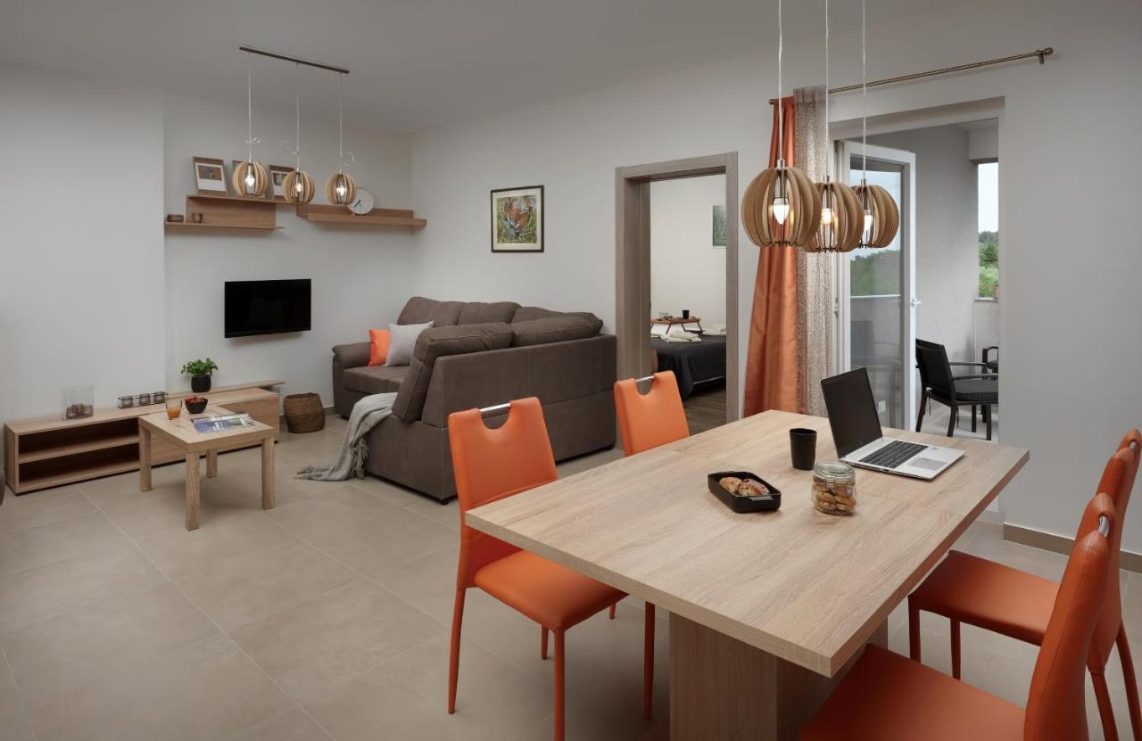 Aurora Apartment Ližnjan Екстериор снимка