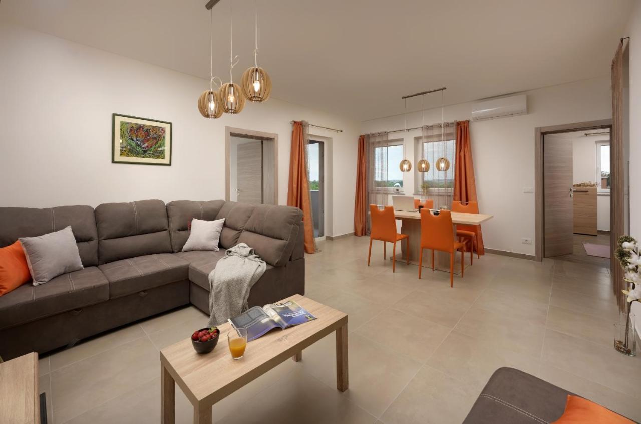 Aurora Apartment Ližnjan Екстериор снимка