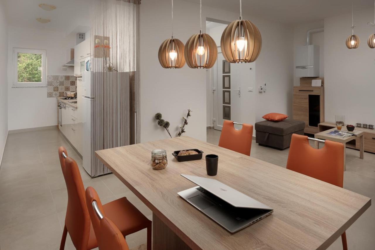 Aurora Apartment Ližnjan Екстериор снимка