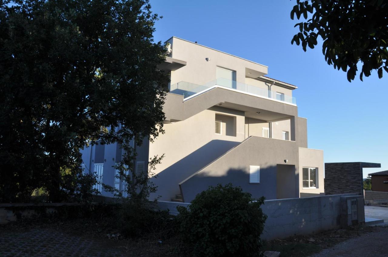 Aurora Apartment Ližnjan Екстериор снимка